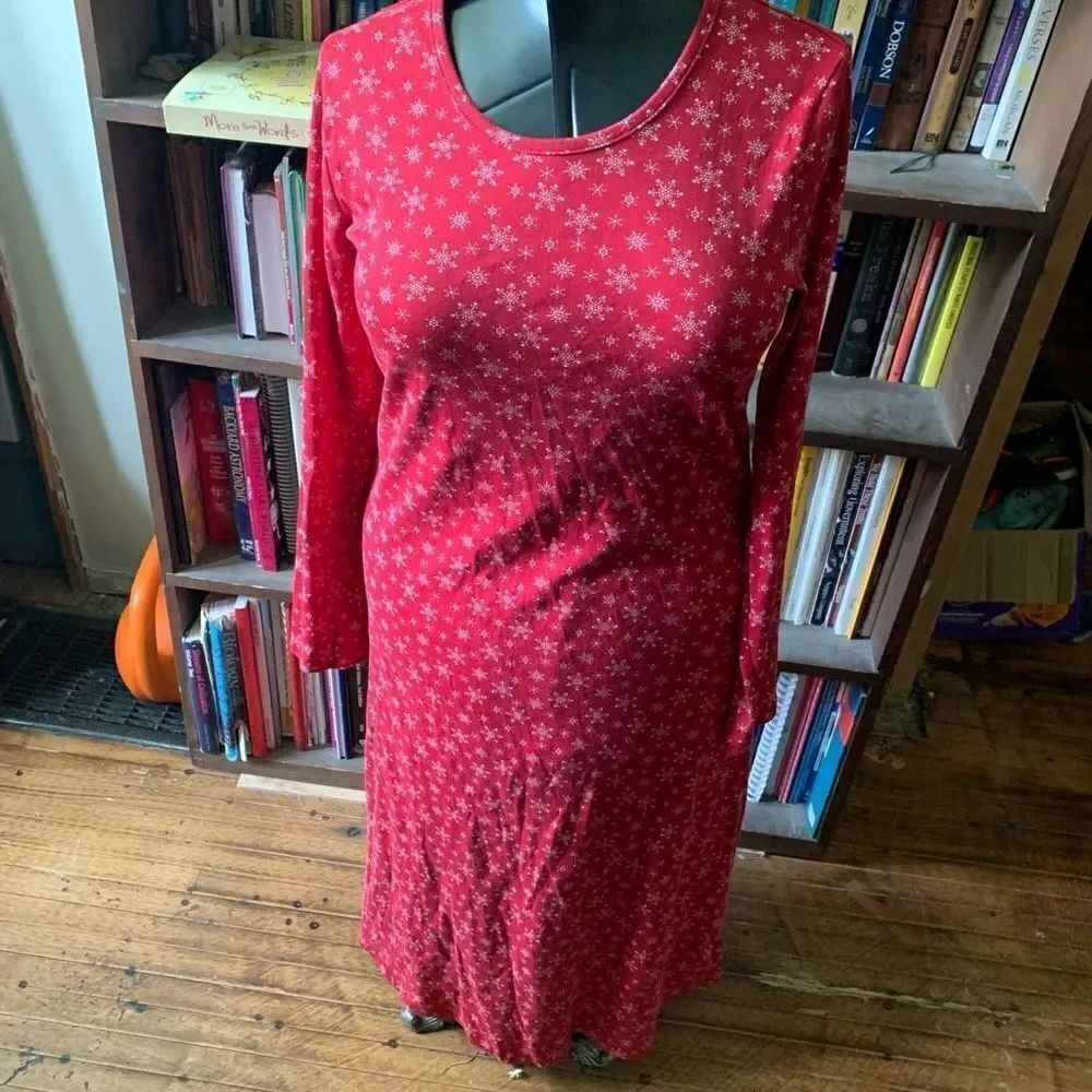 Land’s End red & white snowflake knit S travelcore dress